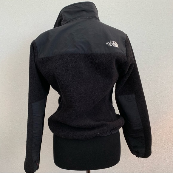 The North Face Black Denali Polartec Fleece Jacket - Picture 2 of 6
